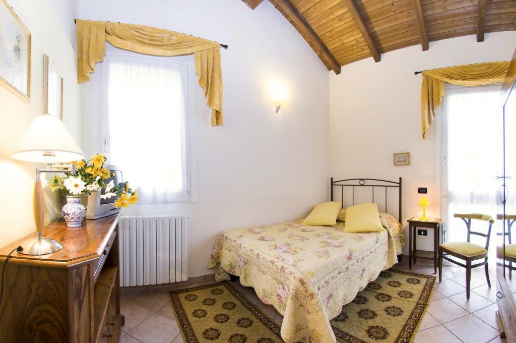 Agriturismo Alla Casella Феррара Номер фото